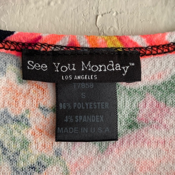 See You Monday Crop Top in size Small 🌺 - Picture 4 of 8